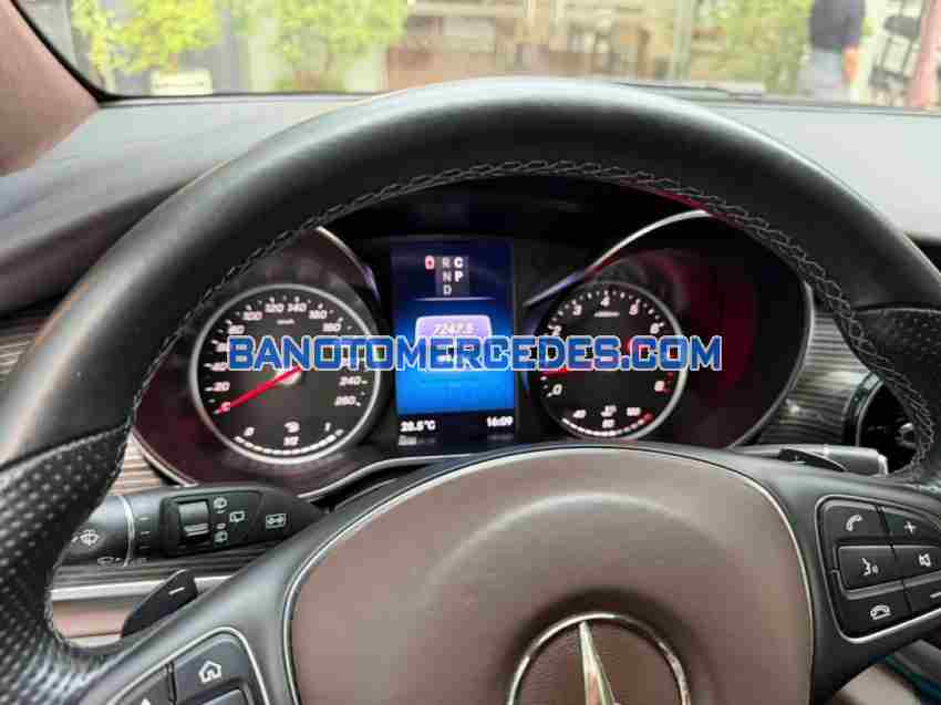 Cần bán gấp Mercedes Benz V class V250 AMG đời 2022, màu Đen