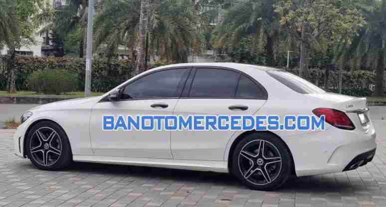 Cần bán Mercedes Benz C class C300 AMG 2021 - Số tự động
