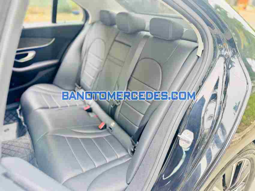 Cần bán xe Mercedes Benz C class C200 đời 2018