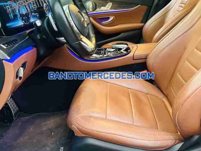 Mercedes Benz E class E300 AMG 2020 Máy xăng, xe đẹp