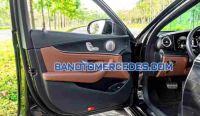 Xe Mercedes Benz E class E300 AMG đời 2021 đẹp bán gấp