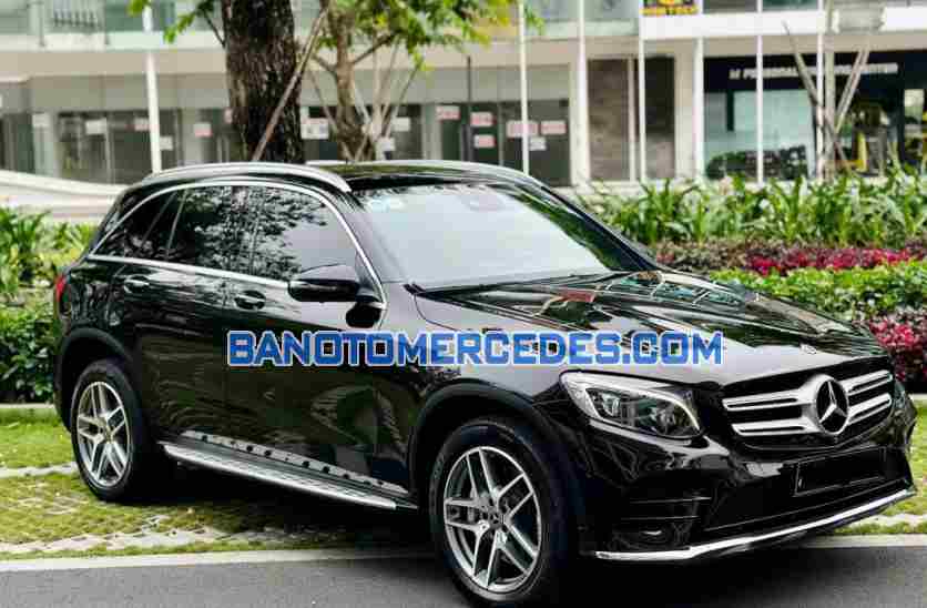 Cần bán Mercedes Benz GLC 300 4Matic Máy xăng 2018 màu Đen