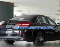 Bán Mercedes Benz C class C200 Avantgarde Plus năm 2024, màu Đen, xe Lắp ráp trong nước