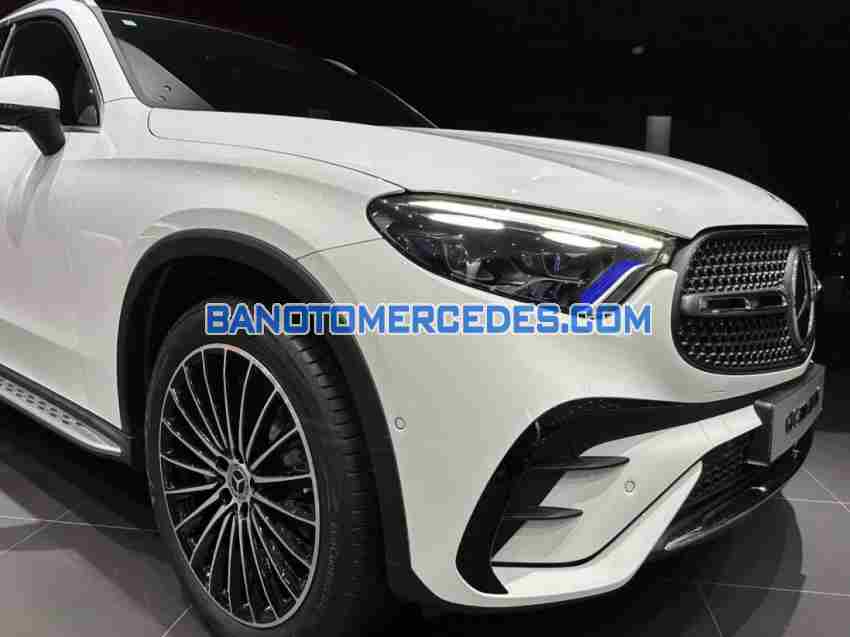 Bán xe Mercedes Benz GLC 300 4Matic 2024 đẹp xuất sắc