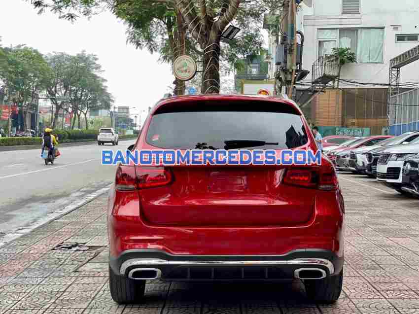 Cần bán gấp Mercedes Benz GLC 300 4Matic đời 2020, màu Đỏ