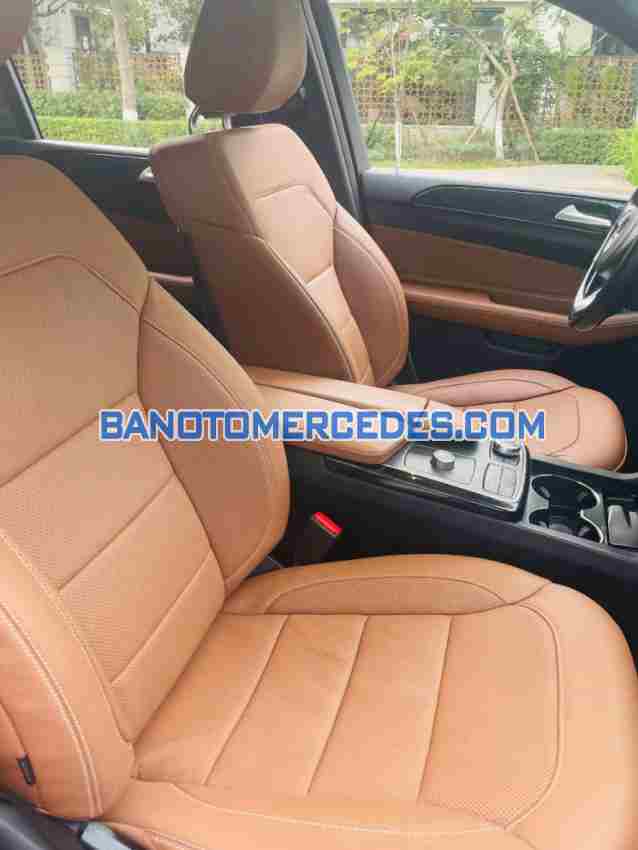 Cần bán gấp xe Mercedes Benz GLS 400 4Matic năm 2017, màu Xanh, Số tự động