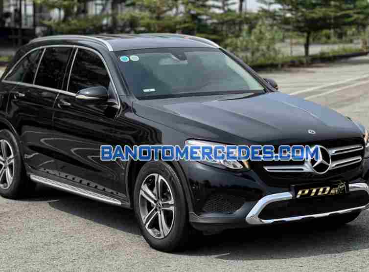 Cần bán Mercedes Benz GLC 200 2019 - Số tự động