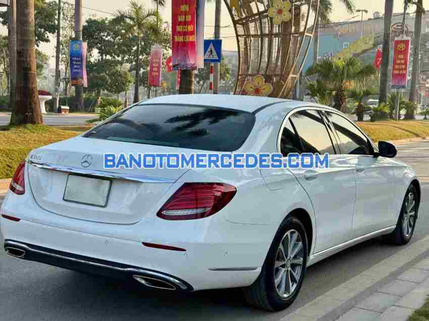 Cần bán xe Mercedes Benz E class E200 2018 Số tự động màu Trắng