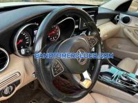 Cần bán xe Mercedes Benz C class C200 màu Trắng 2015