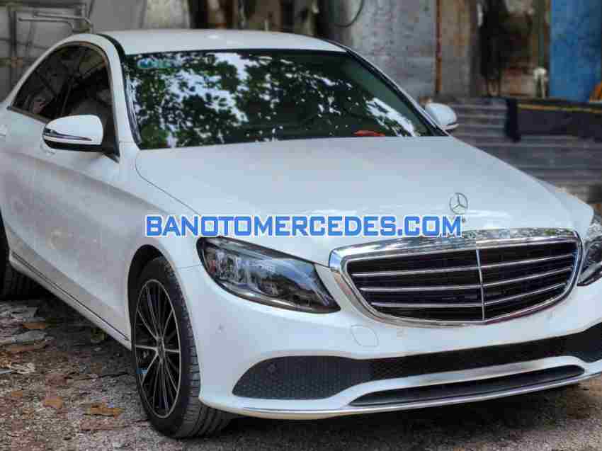 Cần bán Mercedes Benz C class C200 Exclusive 2020, xe đẹp giá rẻ bất ngờ