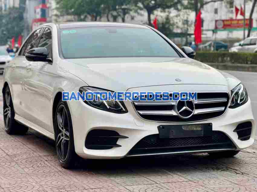 Cần bán xe Mercedes Benz E class E300 AMG 2016 Số tự động