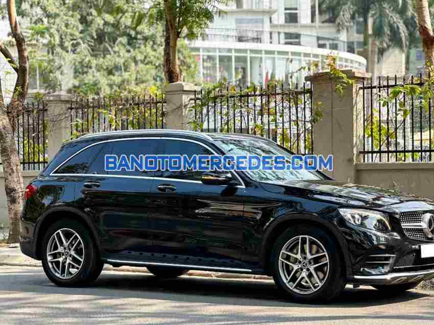 Cần bán Mercedes Benz GLC 300 4Matic 2019 xe đẹp