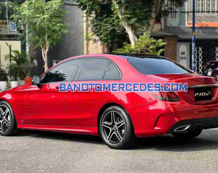 Cần bán gấp xe Mercedes Benz C class C300 AMG năm 2020, màu Đỏ, Số tự động