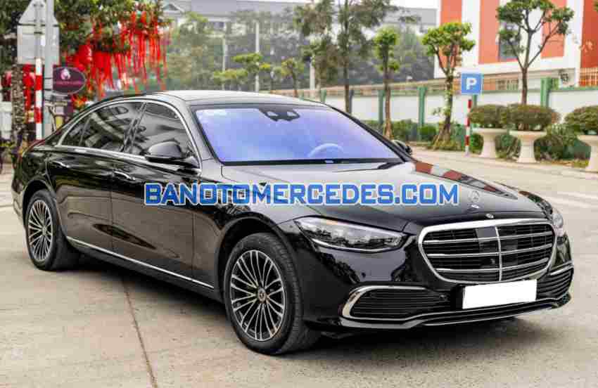 Cần bán gấp xe Mercedes Benz S class S450 năm 2022, màu Đen, Số tự động