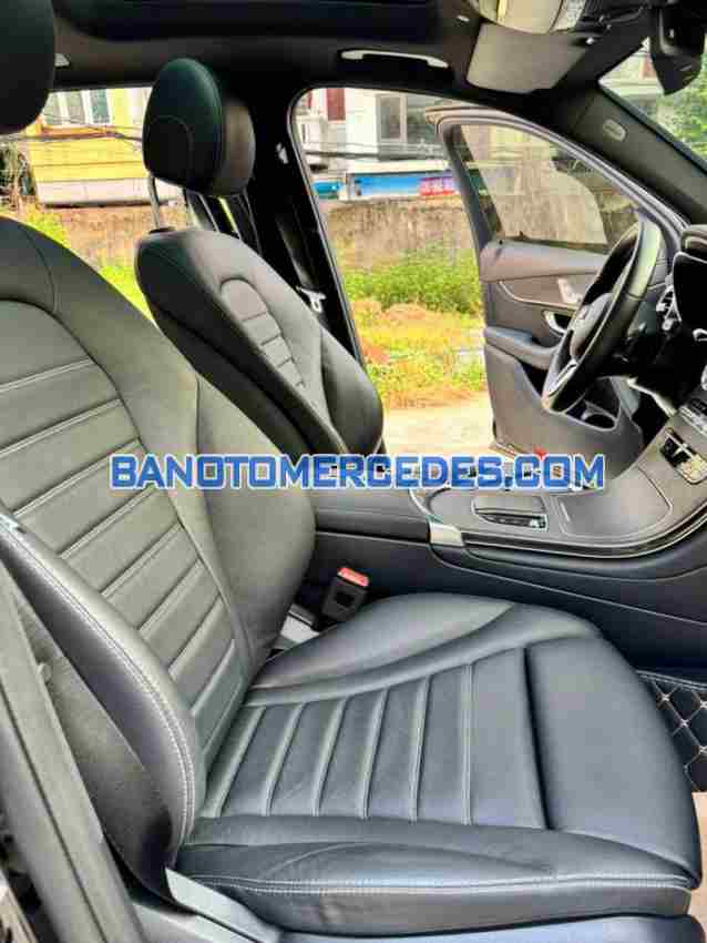 Cần bán xe Mercedes Benz GLC 300 4Matic 2021, xe đẹp