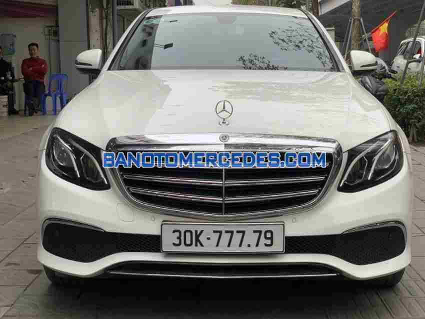 Cần bán xe Mercedes Benz E class E200 sx 2017