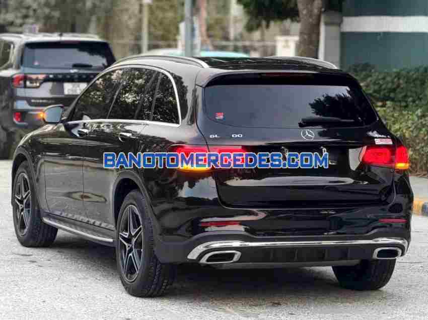 Cần bán gấp Mercedes Benz GLC 300 4Matic năm 2021 giá cực tốt