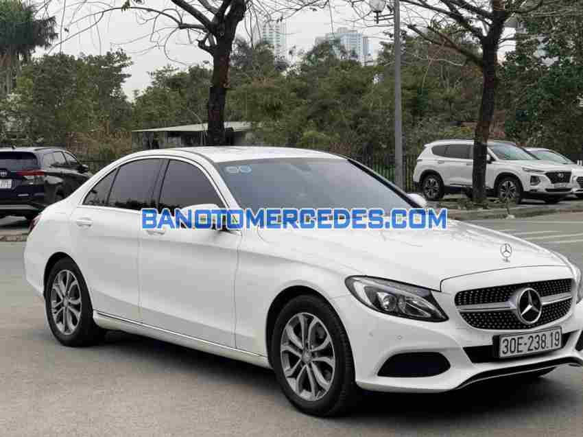 Cần bán Mercedes Benz C class C200 2016, xe đẹp giá rẻ bất ngờ