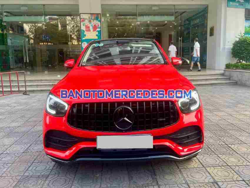 Cần bán gấp Mercedes Benz GLC 300 Coupe 4Matic năm 2017 giá cực tốt