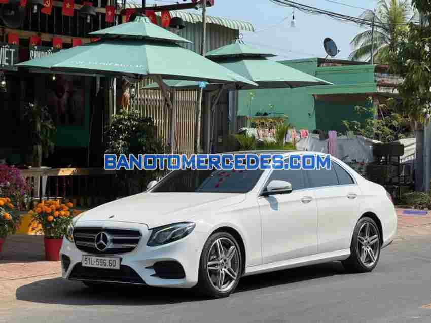 Bán xe Mercedes Benz E class E300 AMG sx 2017 - giá rẻ