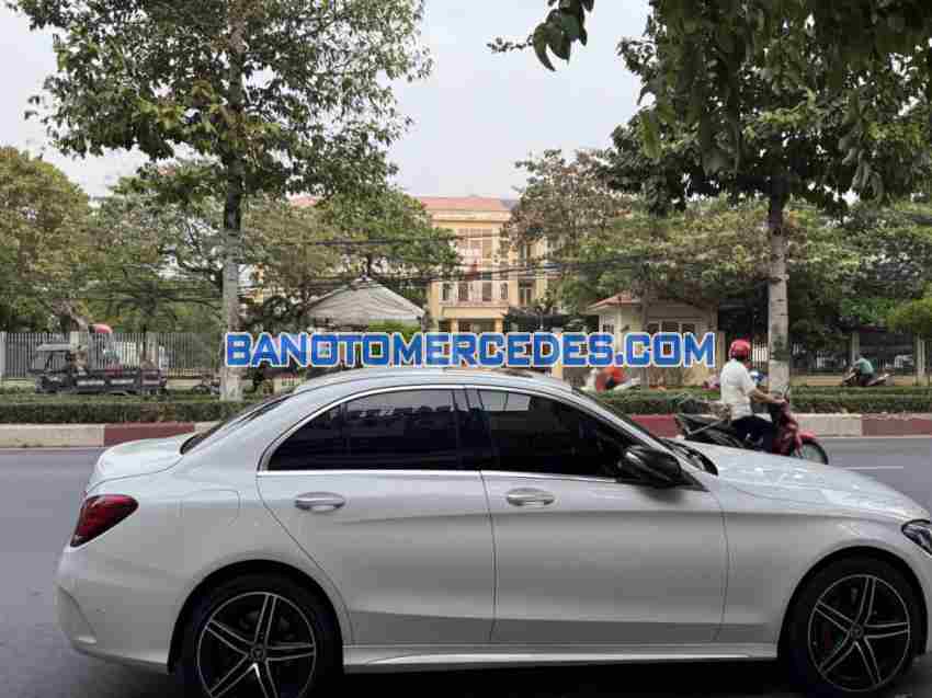 Mercedes Benz C class C300 AMG 2016 giá cực tốt