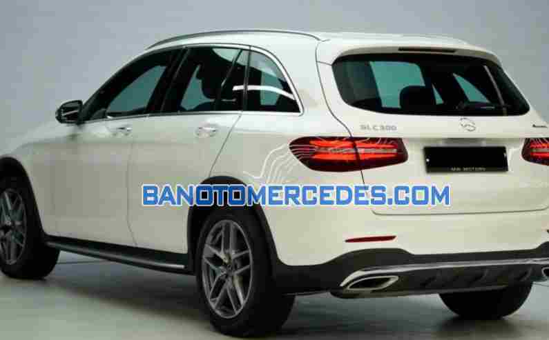 Cần bán xe Mercedes Benz GLC 300 4Matic 2017 Số tự động