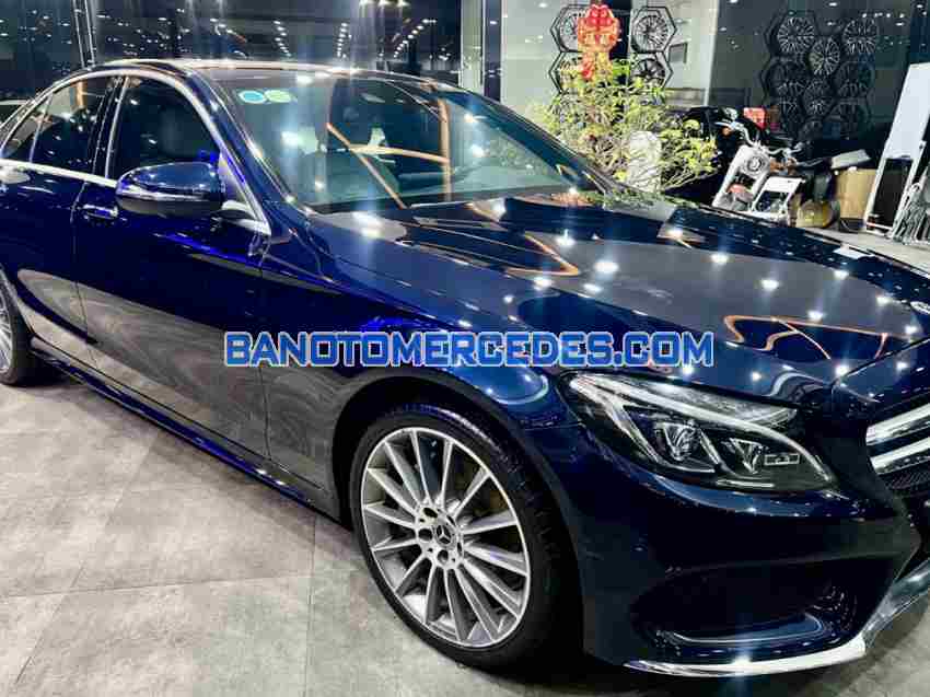 Mercedes Benz C class C300 AMG 2017 Máy xăng đẹp long lanh