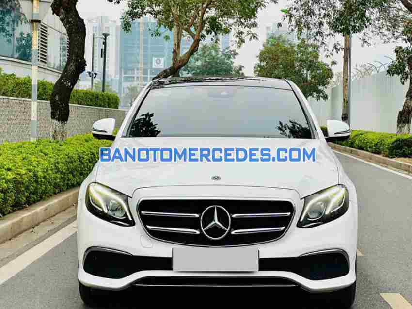 Mercedes Benz E class E200 Sport 2019 giá cực tốt