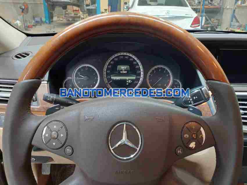 Mercedes Benz E class 2011 Sedan màu Nâu