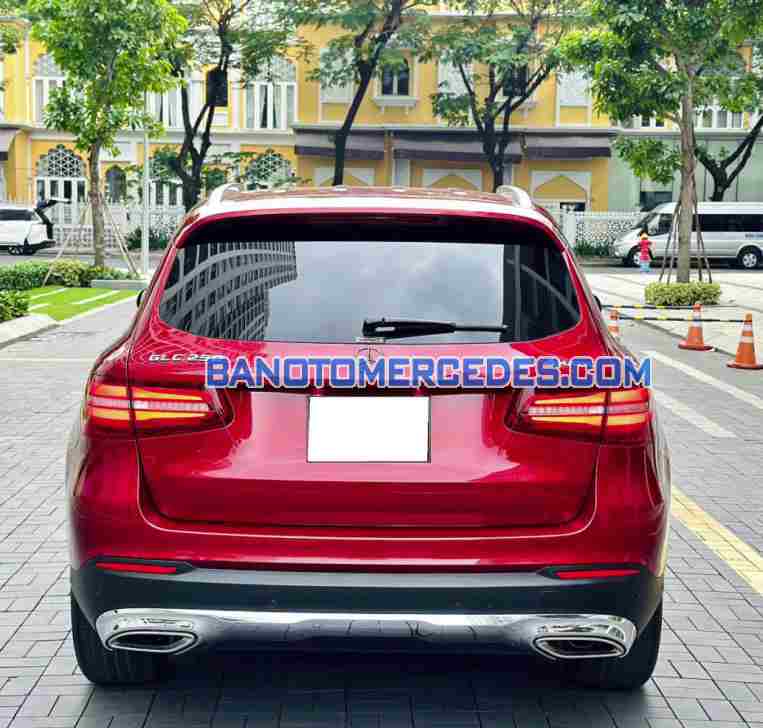 Mercedes Benz GLC 250 4Matic năm sản xuất 2017 giá tốt