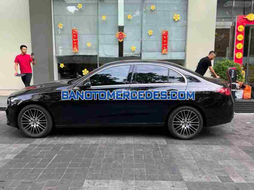 Cần bán gấp xe Mercedes Benz C class C200 Avantgarde Plus 2022 màu Đen