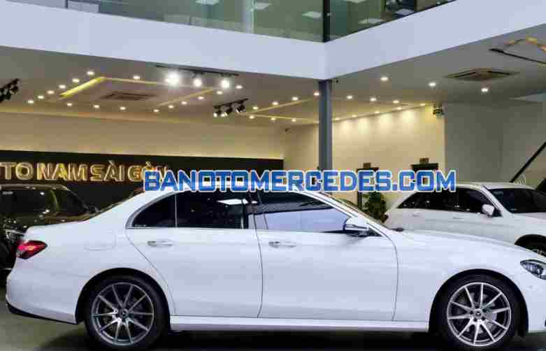 Mercedes Benz E class E300 AMG 2021 Số tự động cực đẹp!