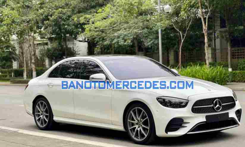 Mercedes Benz E class E300 AMG năm 2021 cần bán