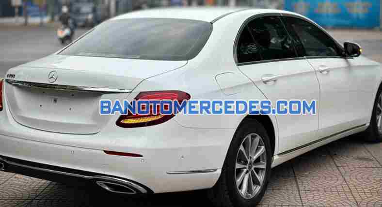 Mercedes Benz E class 2018 Sedan màu Trắng