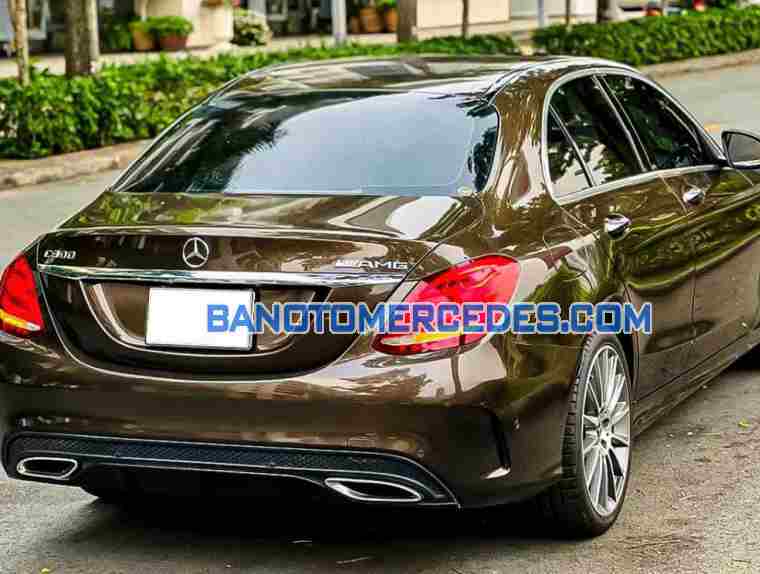 Cần bán Mercedes Benz C class C300 AMG 2018 xe đẹp