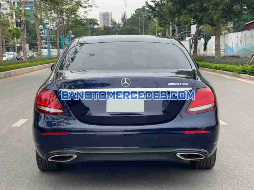 Cần bán gấp xe Mercedes Benz E class E200 Sport năm 2019, màu Xanh, Số tự động