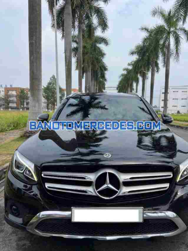 Cần bán xe Mercedes Benz GLC 200 năm 2018 màu Đen cực đẹp