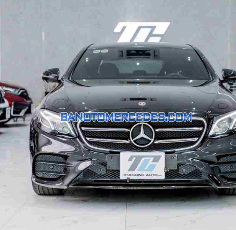 Mercedes Benz E class E300 AMG năm 2020 cần bán