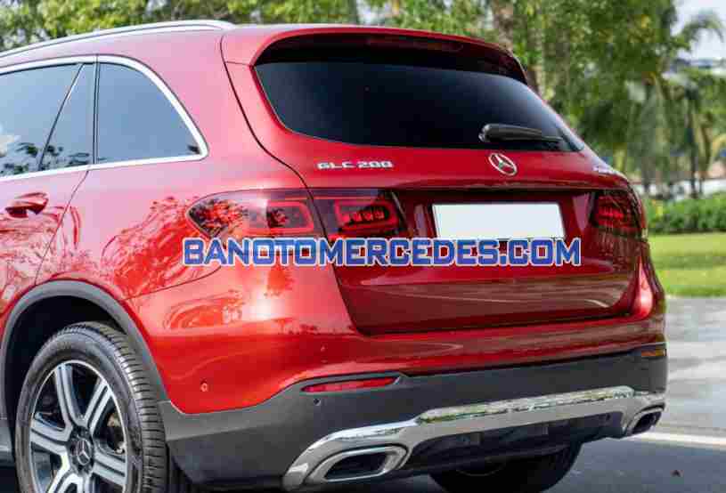 Cần bán gấp xe Mercedes Benz GLC 200 4Matic năm 2020, màu Đỏ, Số tự động