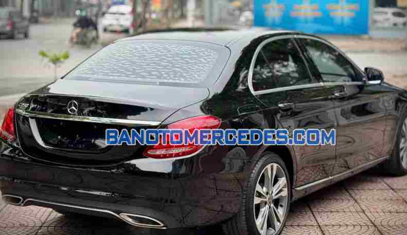 Cần bán xe Mercedes Benz C class C250 Exclusive 2017 Số tự động màu Đen