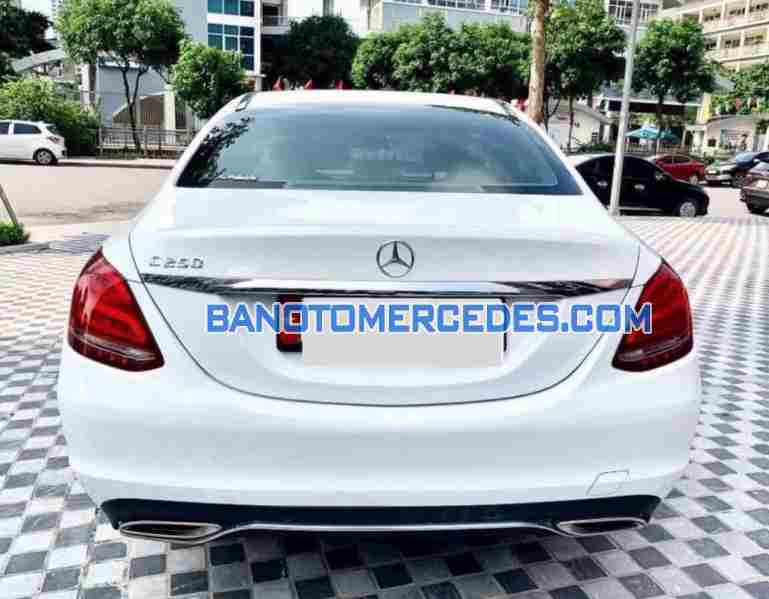 Cần bán xe Mercedes Benz C class C250 Exclusive 2016 Số tự động màu Trắng