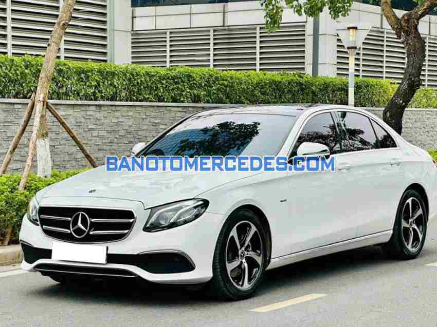 Cần bán xe Mercedes Benz E class E200 Sport 2019, xe đẹp