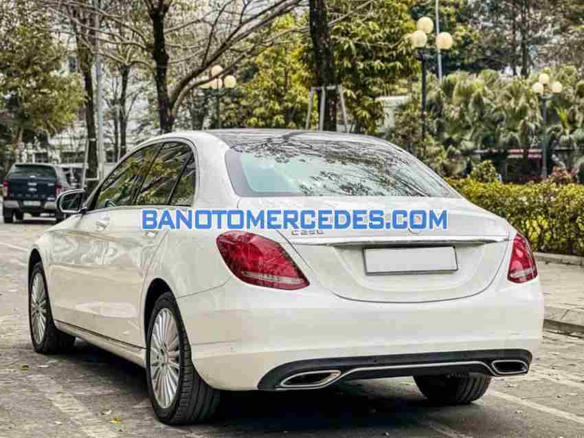 Cần bán gấp Mercedes Benz C class C250 Exclusive năm 2016 giá cực tốt