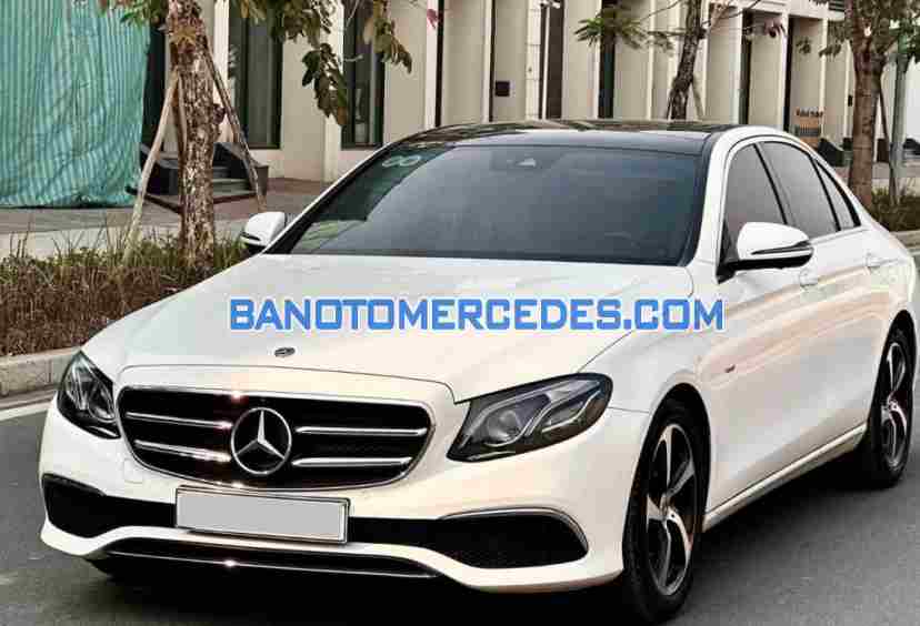 Bán Mercedes Benz E class E200 Sport, màu Trắng, Máy xăng, 2019