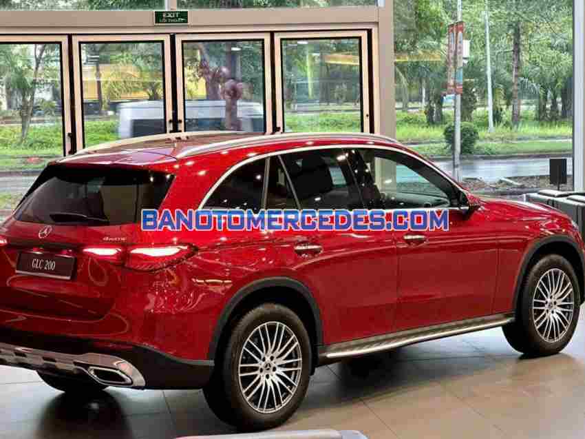 Bán Mercedes Benz GLC 200 4Matic Máy xăng sản xuất 2025