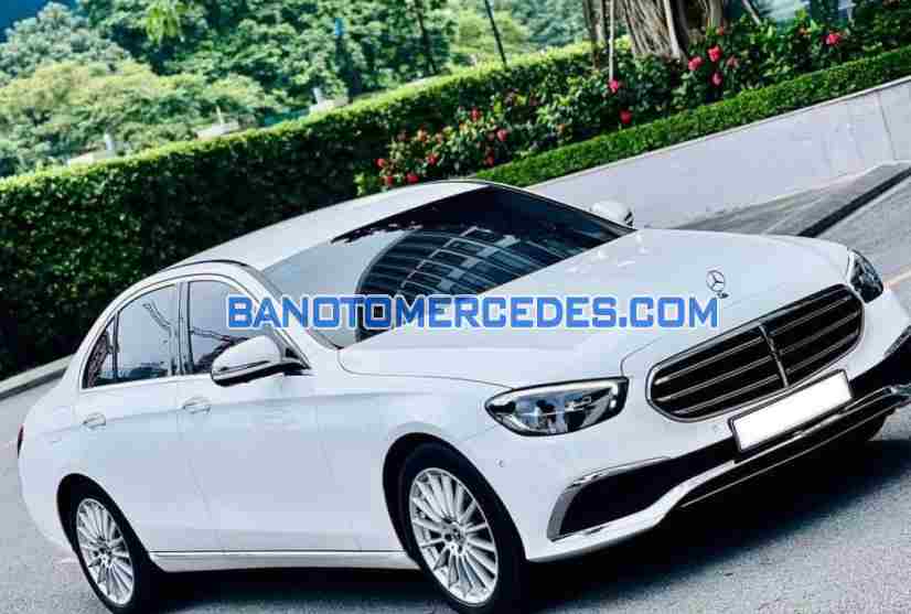 Mercedes Benz E class E200 Exclusive 2022 Máy xăng đẹp long lanh