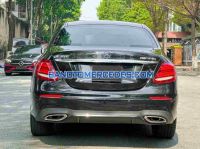 Mercedes Benz E class E300 AMG 2020 Máy xăng đẹp long lanh