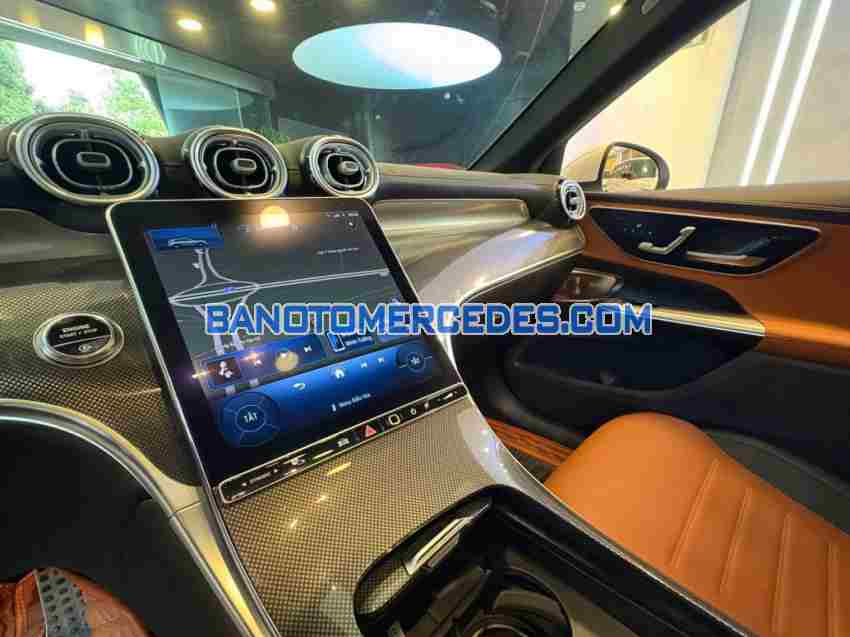 Mercedes Benz GLC 300 4Matic model 2023 xe chuẩn hết ý