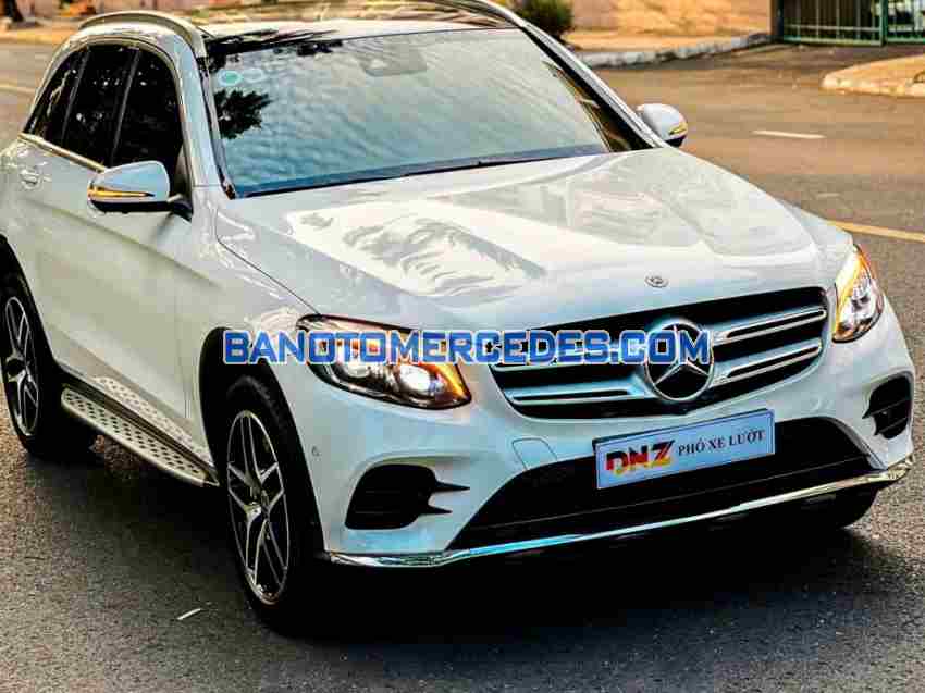 Bán xe Mercedes Benz GLC 300 4Matic sx 2018 - giá rẻ