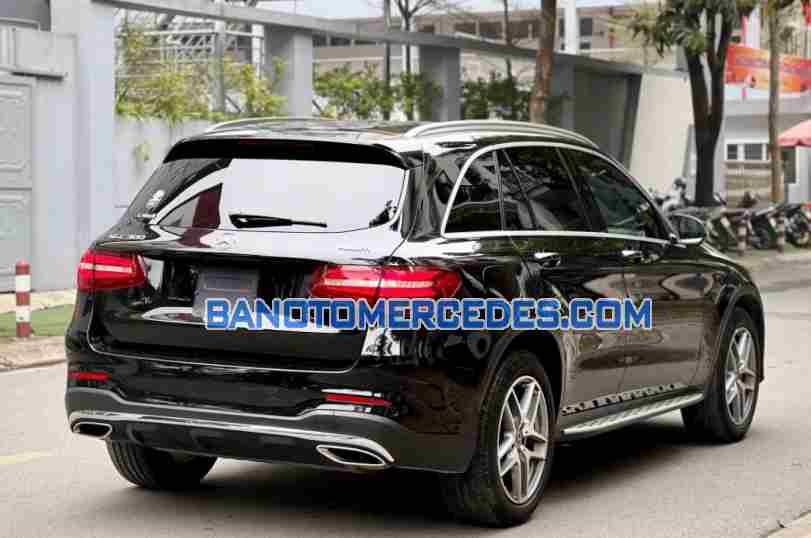 Cần bán Mercedes Benz GLC 300 4Matic đời 2018